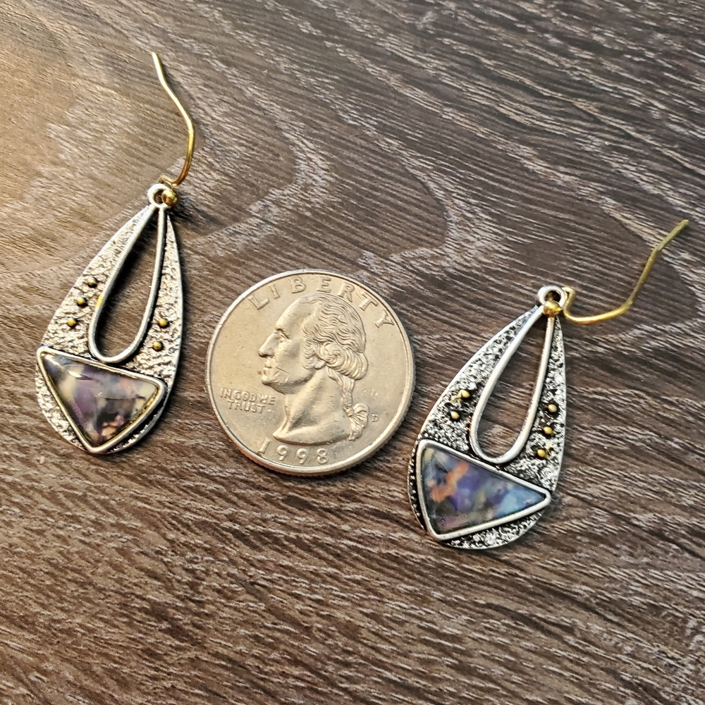 Silver Tone Boho Artsy Look Earrings - Picture 5 of 8